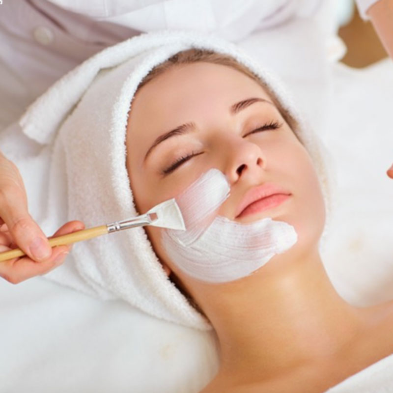 Deluxe Facial Deluxe Facial